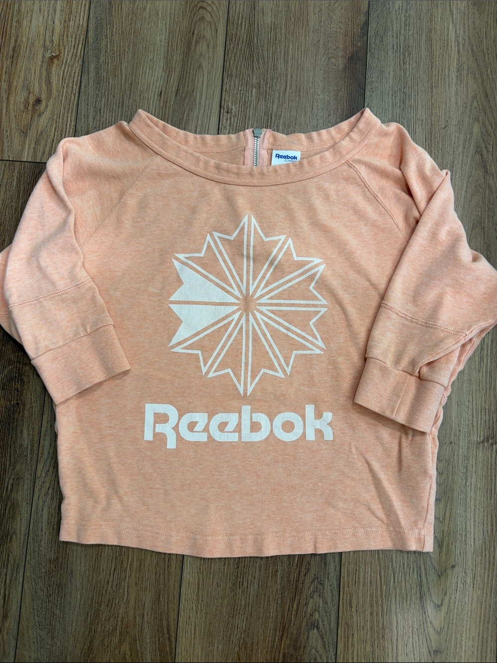 Reebok Classic Sweatshirt Top | size XS